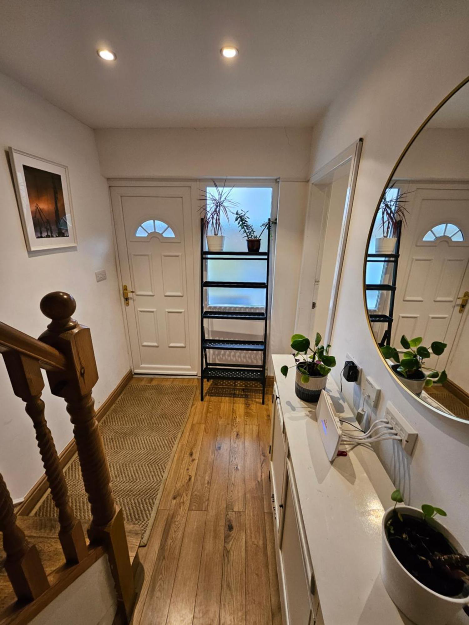 Beautiful House In The Heart Of A Golf Course. Lägenhet Manchester Exteriör bild